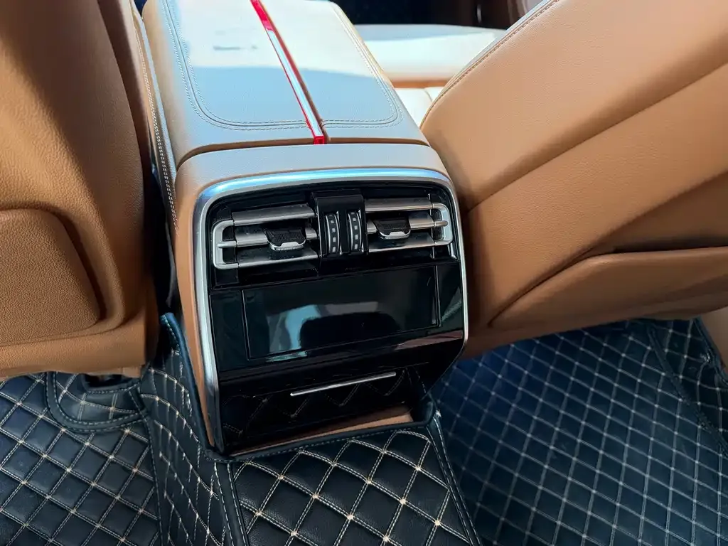 Hongqi H9 2022 из CN, фото 7