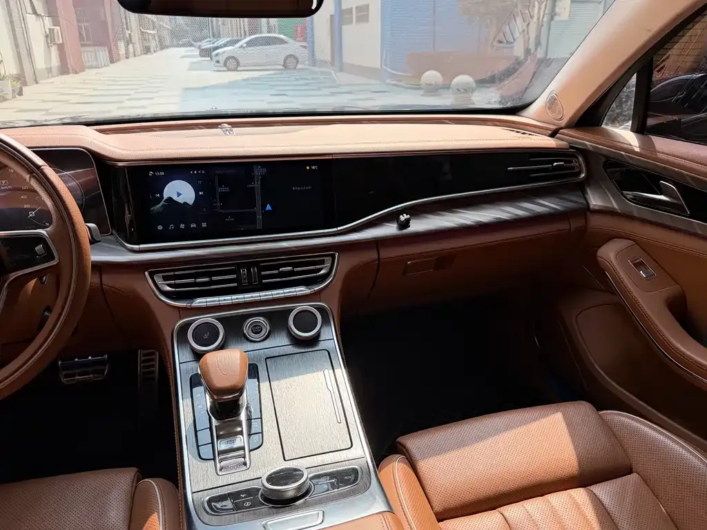 Hongqi H9 2022 из CN, фото 6