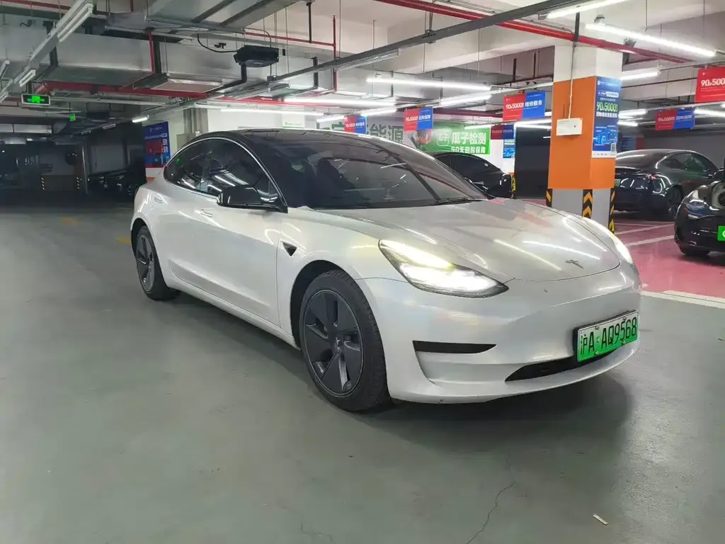 Tesla Model 3 — фото 5
