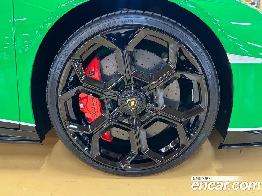 Lamborghini Huracan — фото 10