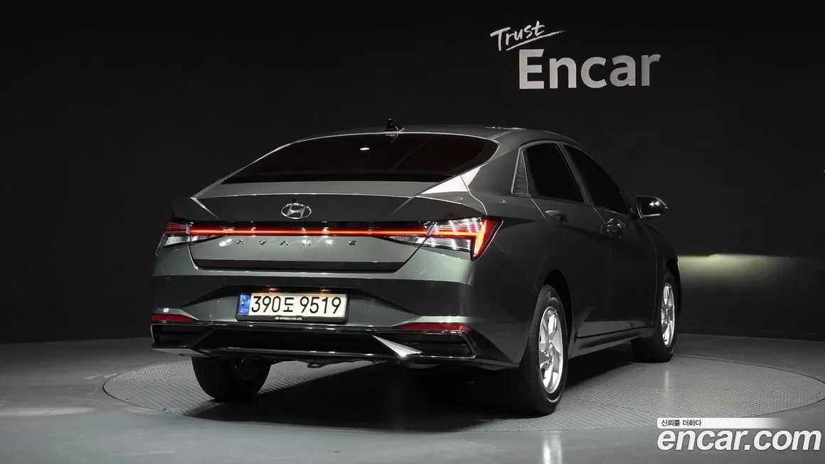 Hyundai AVANTE — фото 4