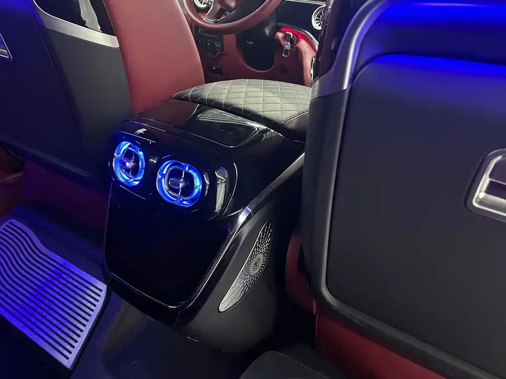Mercedes-Benz Vito 2021 из CN, фото 6