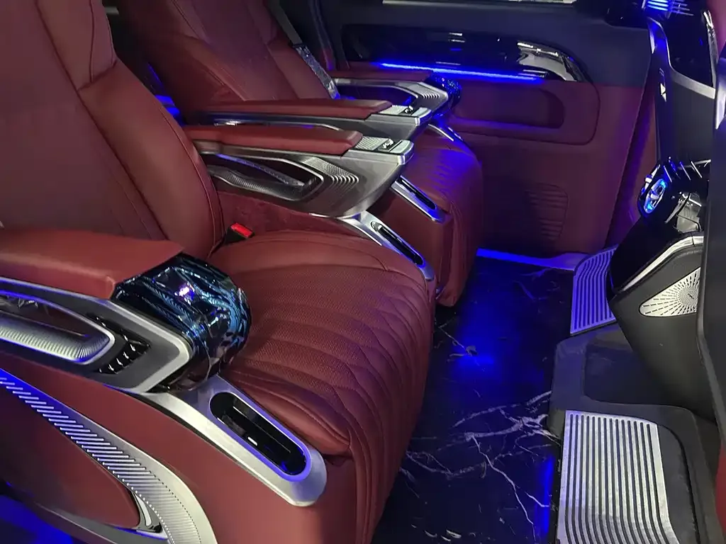 Mercedes-Benz Vito 2021 из CN, фото 8