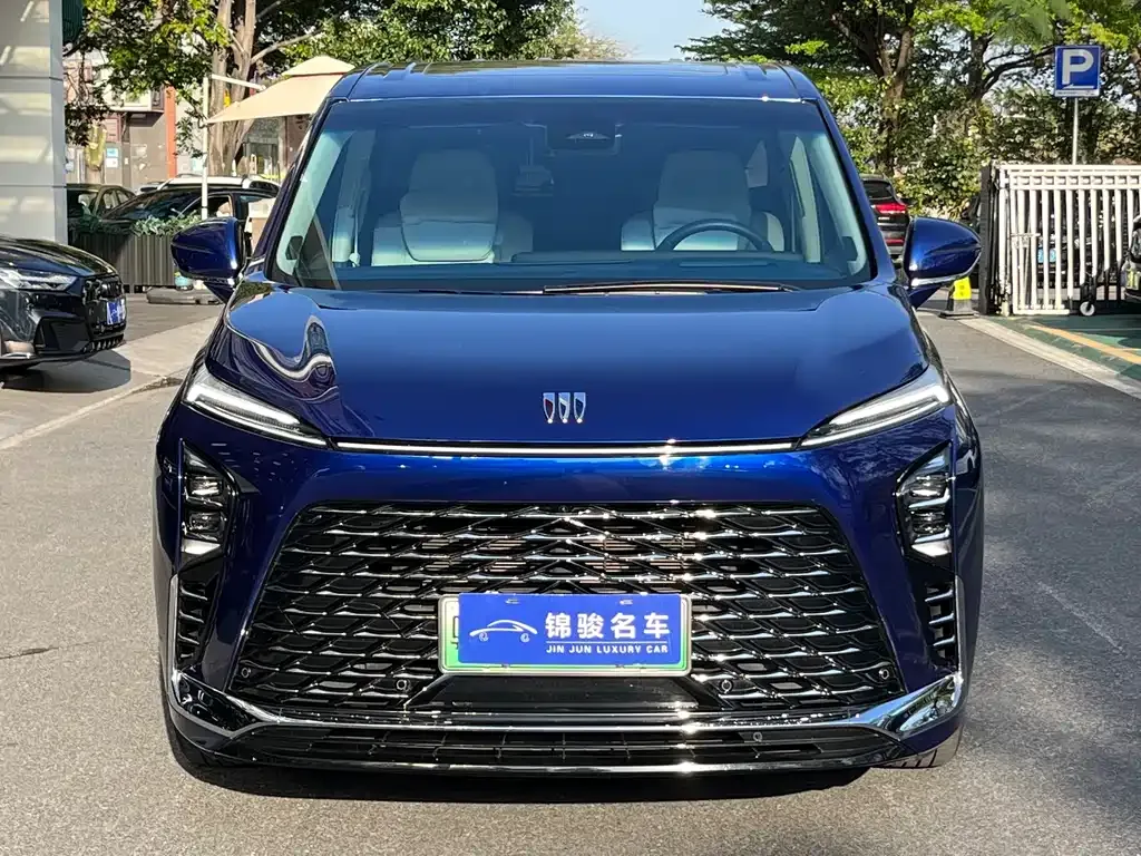 Buick GL8 Hybrid — фото 2