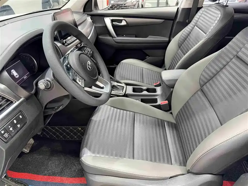 Kia Sportage — фото 6