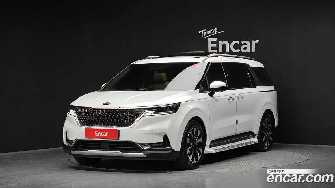 Kia Carnival — фото 1