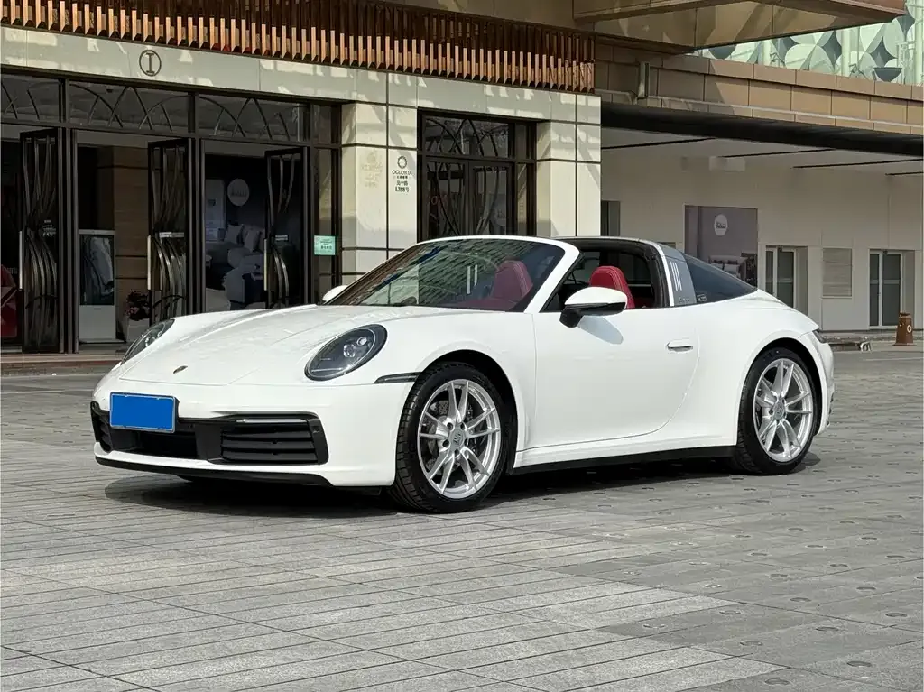 Porsche 911 2023 из CN, фото 1