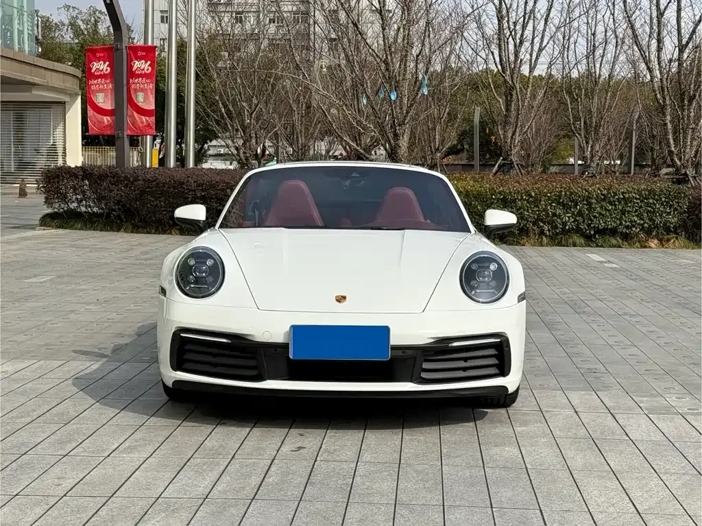 Porsche 911 2023 из CN, фото 10