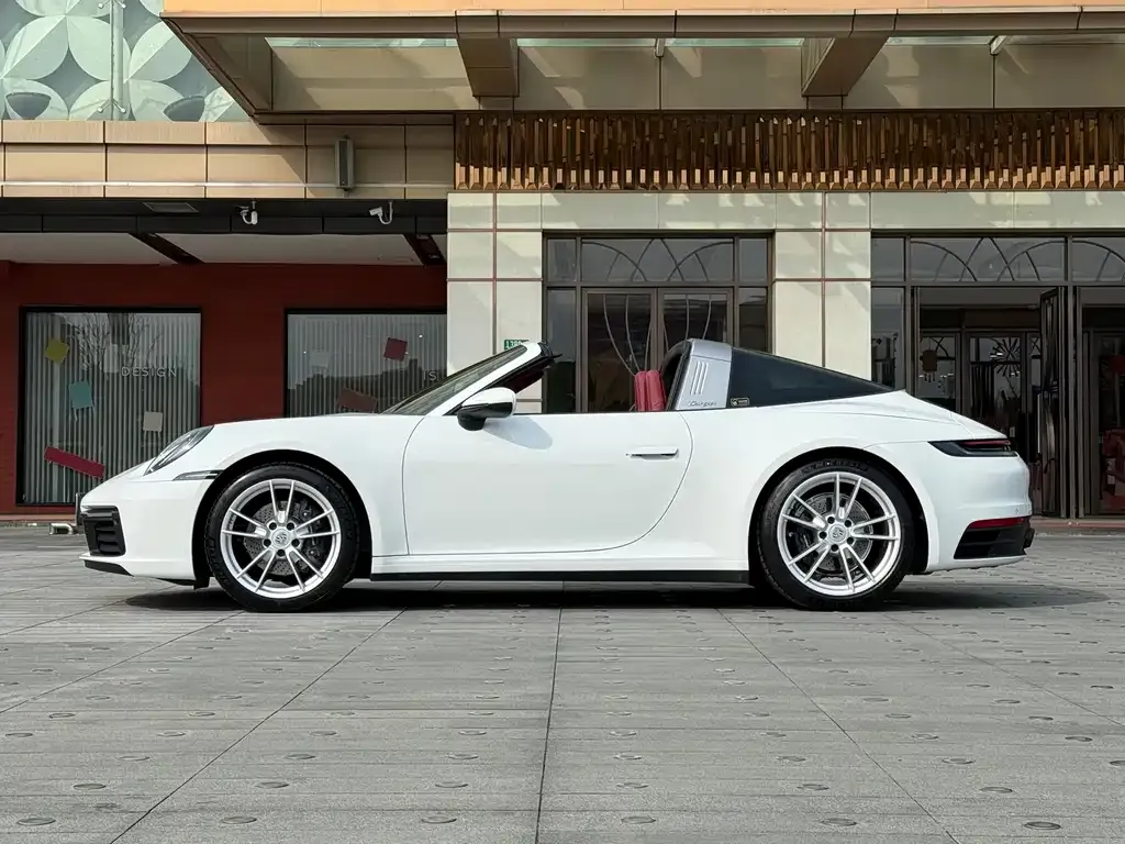 Porsche 911 2023 из CN, фото 2