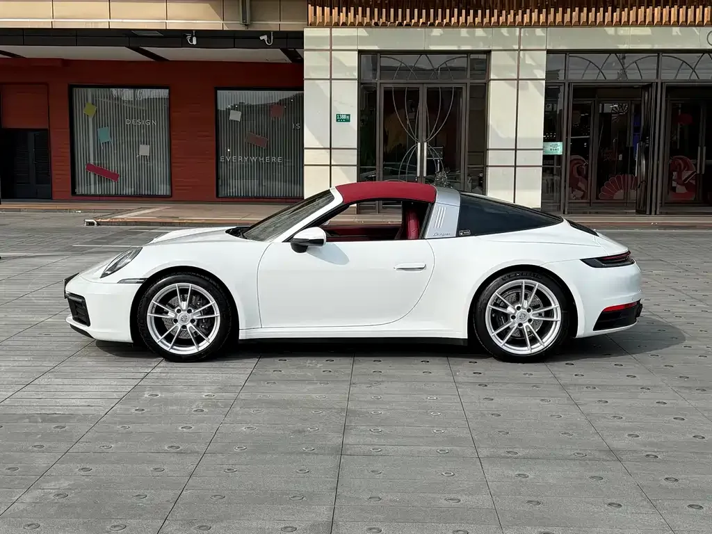 Porsche 911 2023 из CN, фото 7