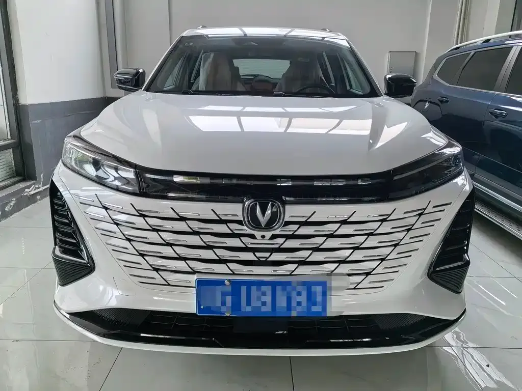 Changan CS75PLUS — фото 2