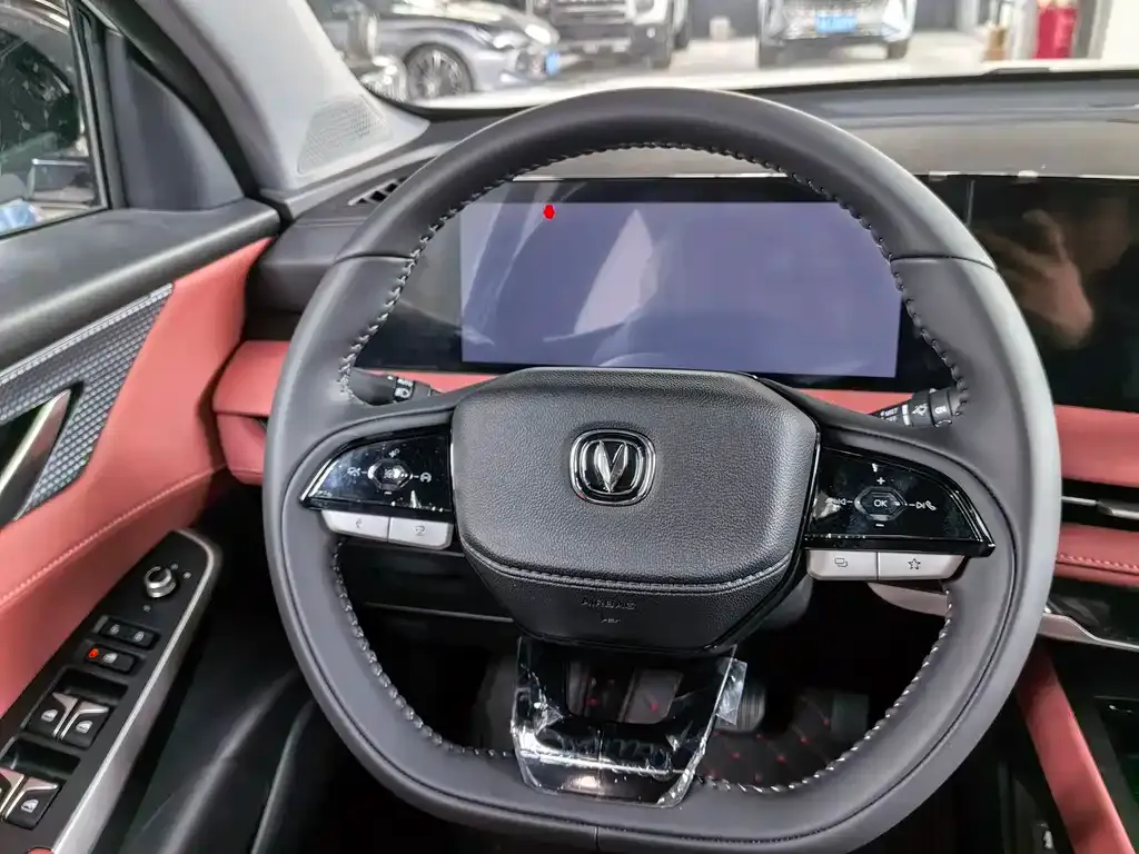 Changan CS75PLUS — фото 10