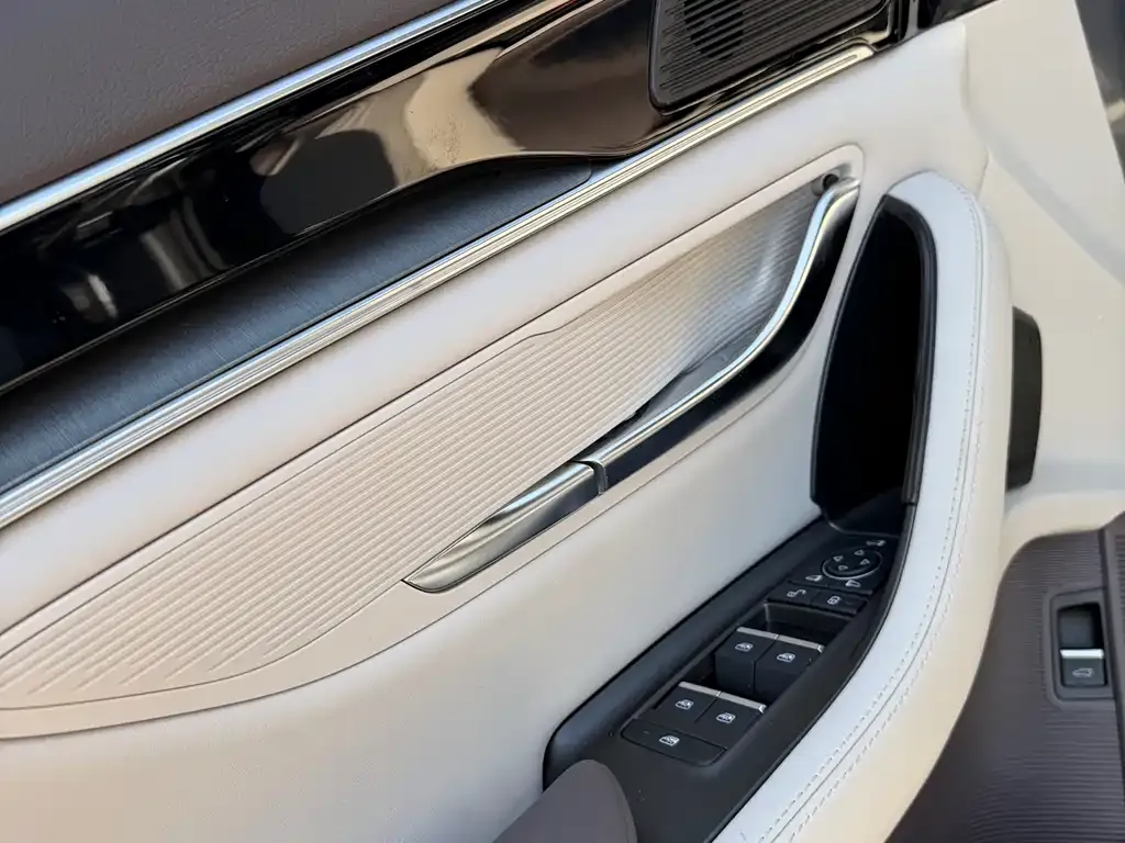 BYD PLUS New Energy 2025 из CN, фото 5