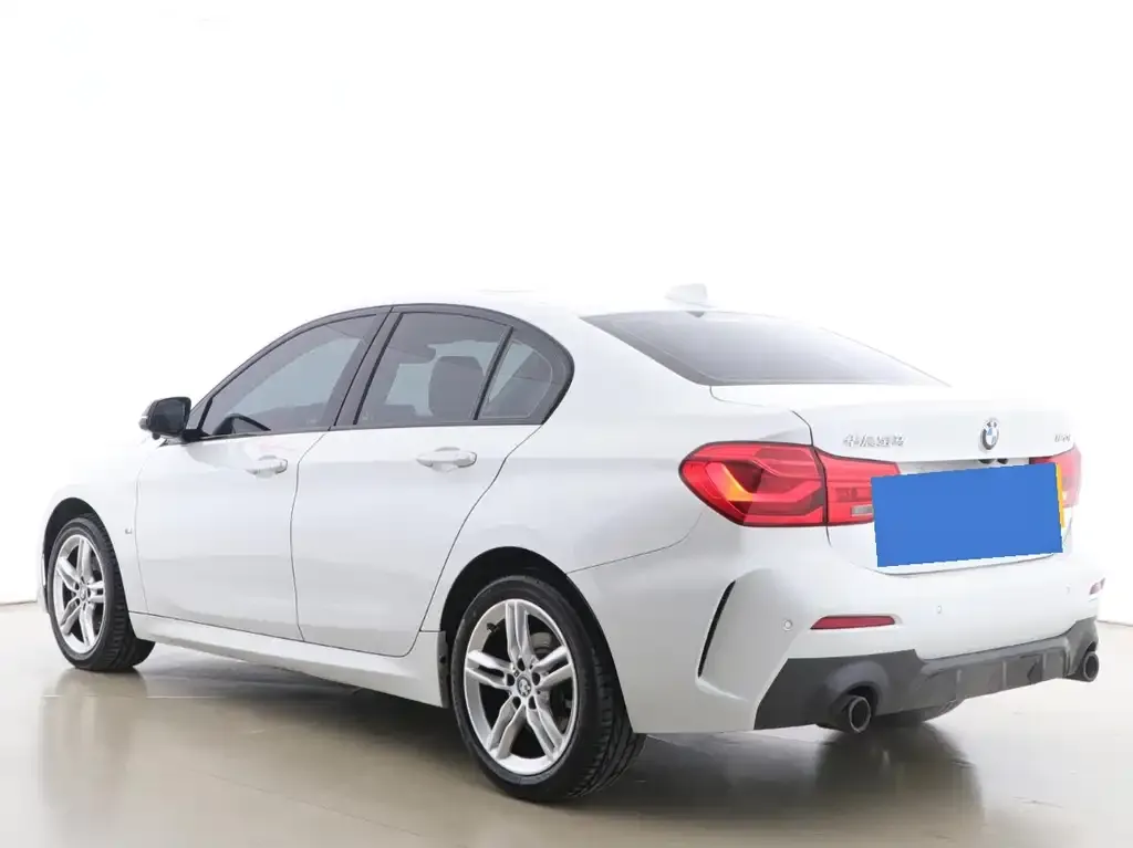 BMW 1 Series 2023 из CN, фото 5