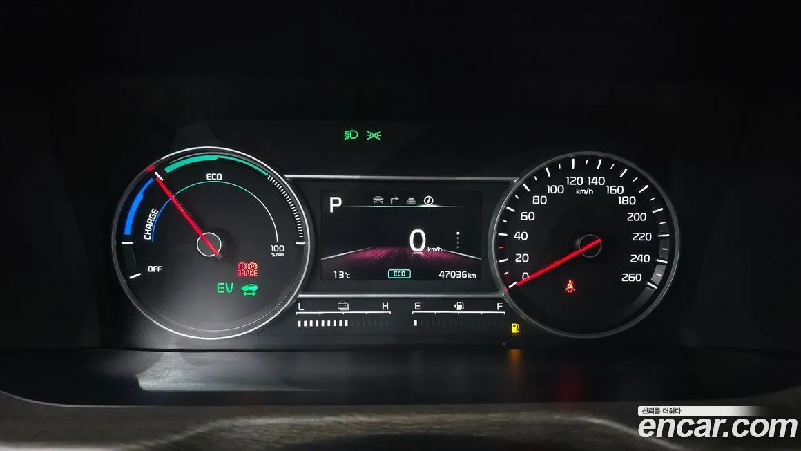 Kia Sorento 2023 из KR, фото 2