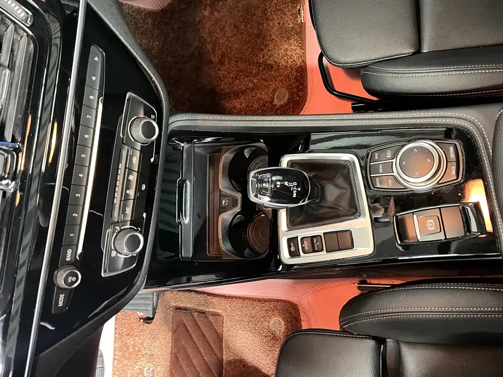 BMW 1 Series — фото 10