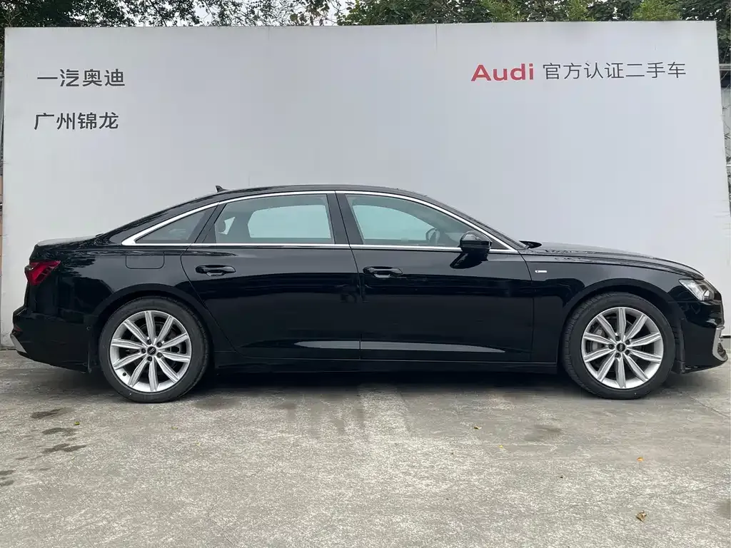 Audi A6L — фото 8