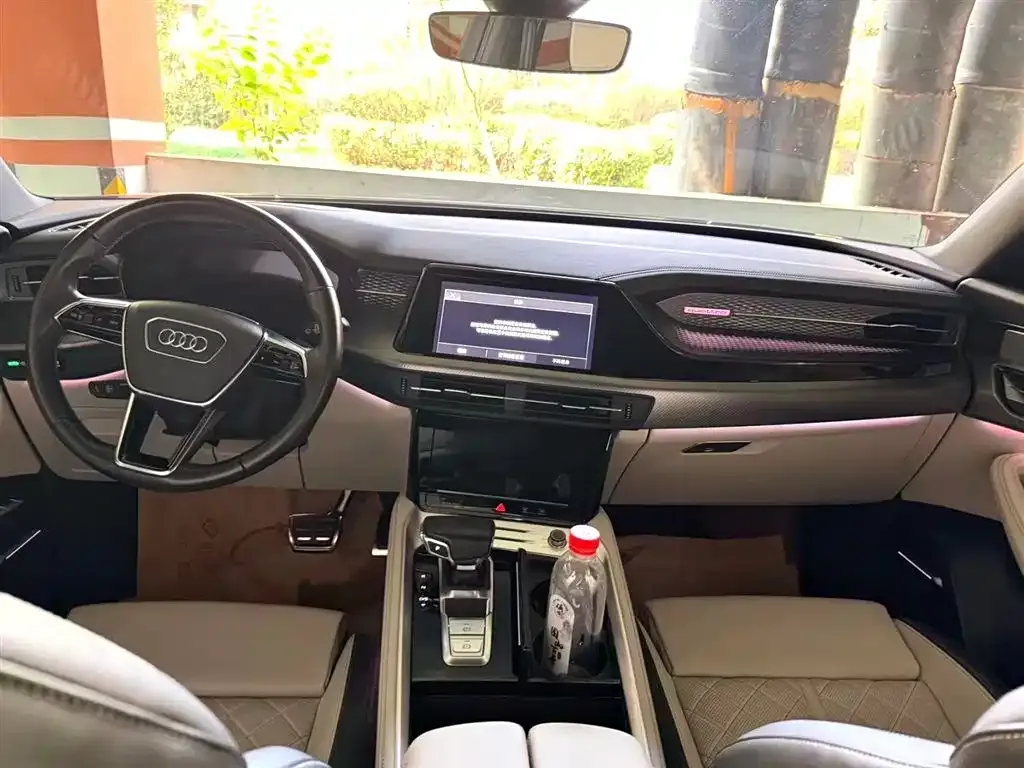 Audi Q6 2024 из CN, фото 3