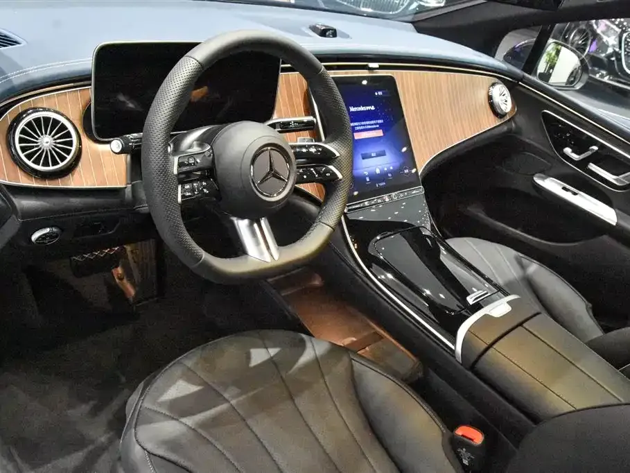 Mercedes-Benz EQE 2025 из CN, фото 4
