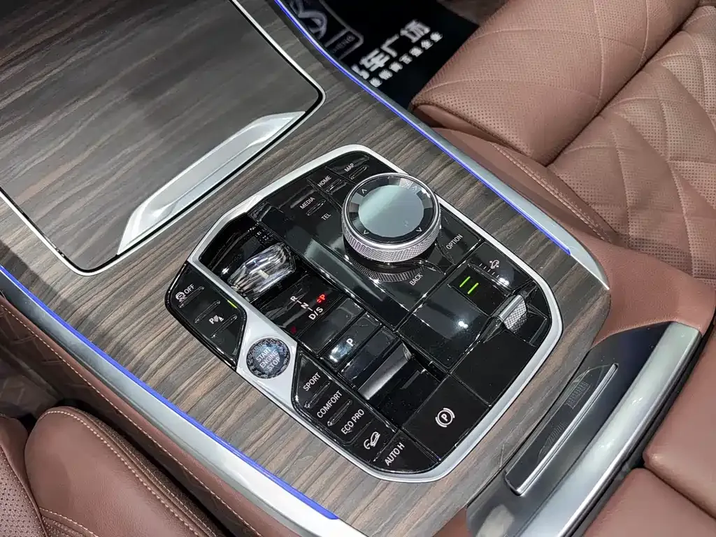 BMW X7 2023 из CN, фото 2