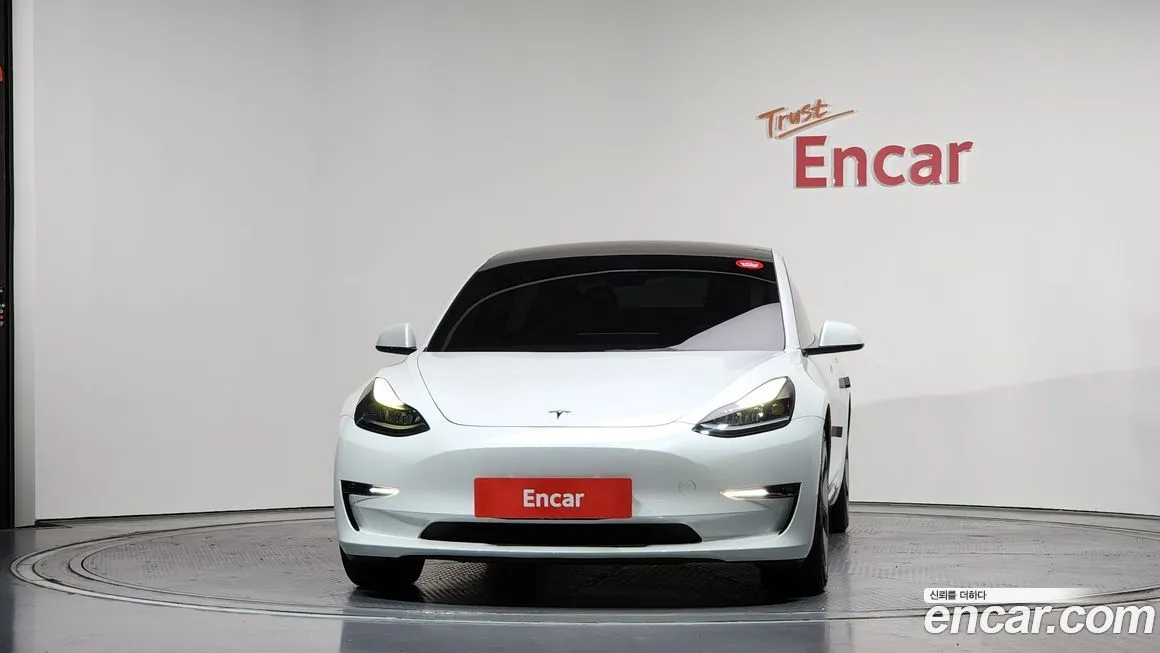 Tesla Model 3 2022 из KR, фото 2