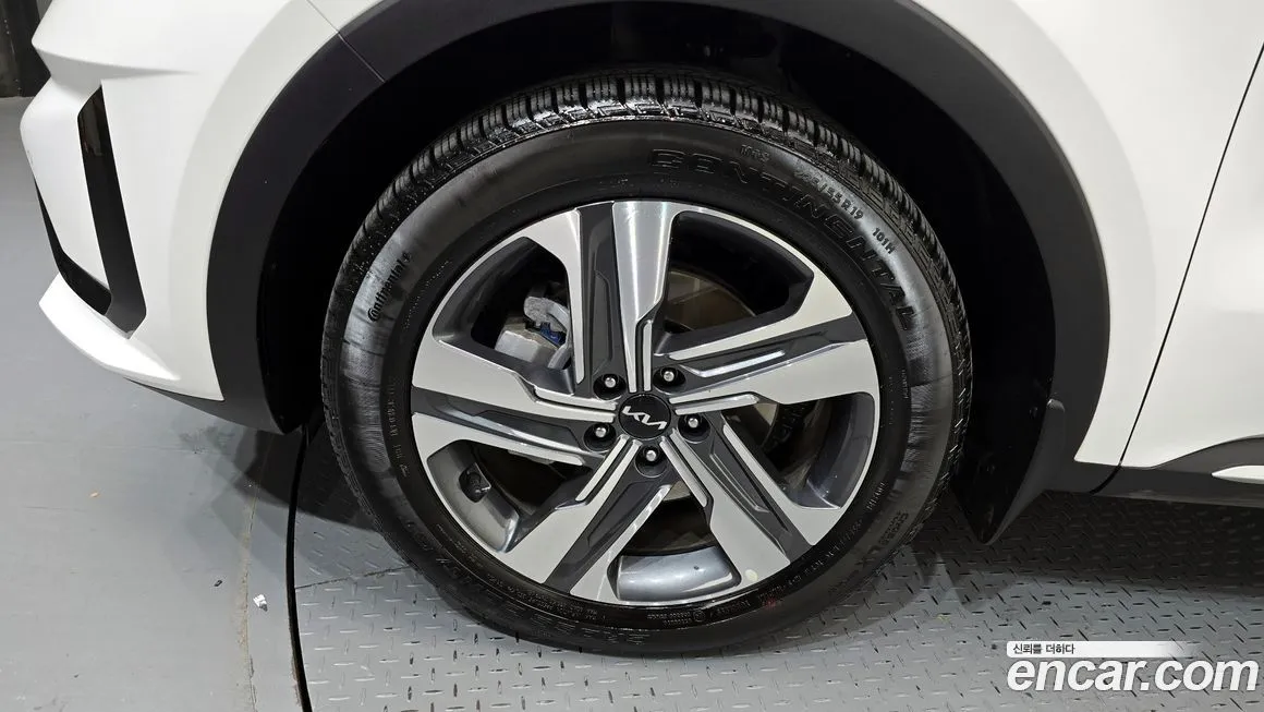Kia Sorento — фото 6