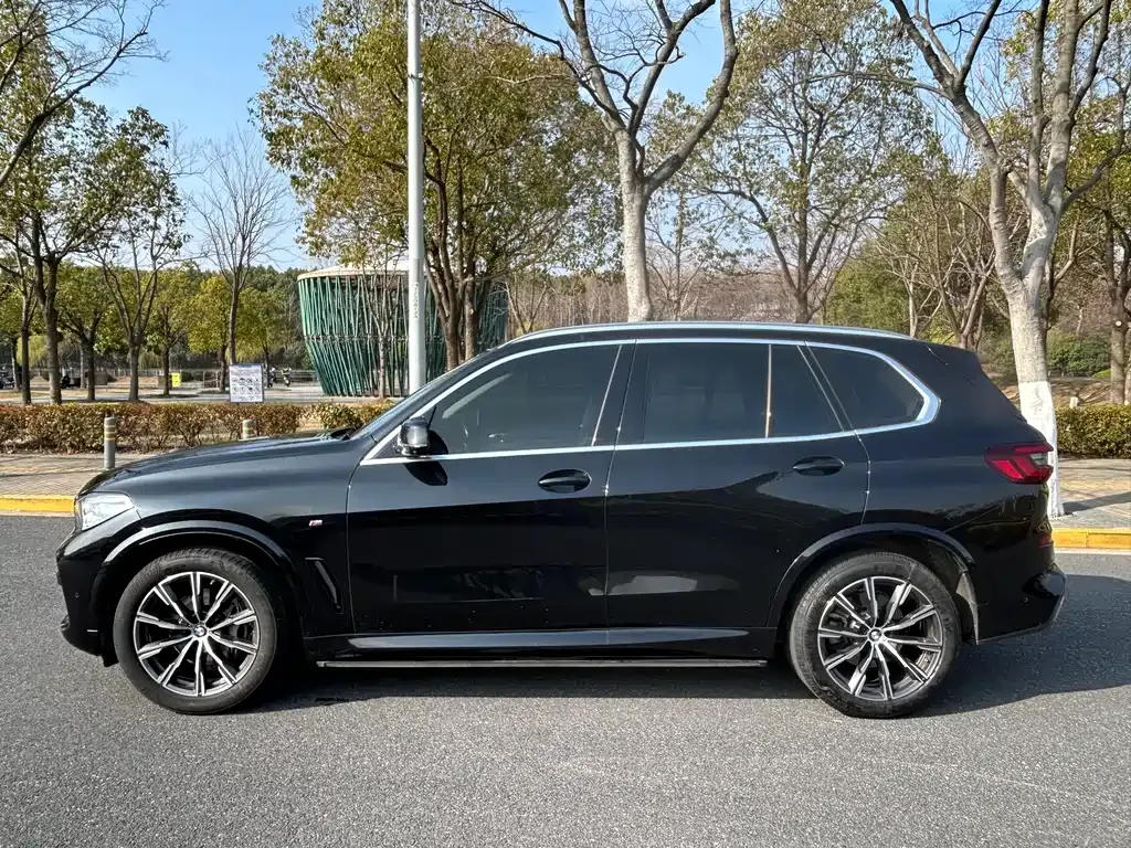BMW X5 (Import) — фото 7