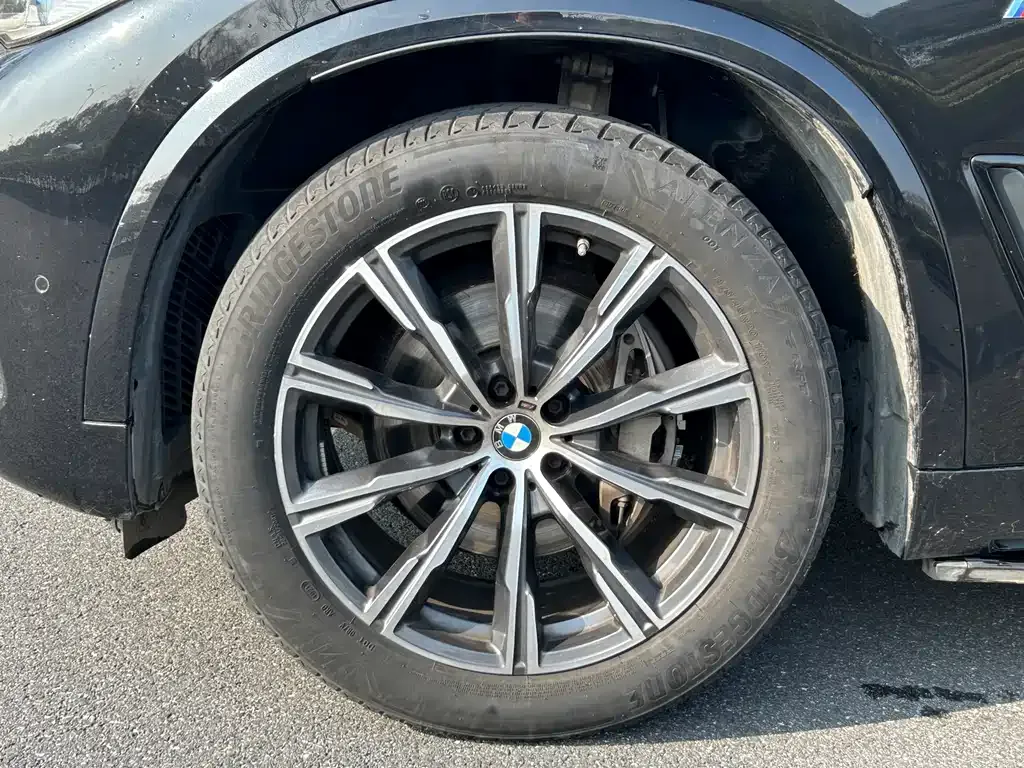 BMW X5 (Import) — фото 6