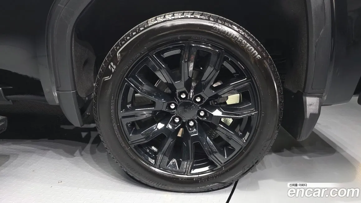 GMC Sierra 2024 из KR, фото 3