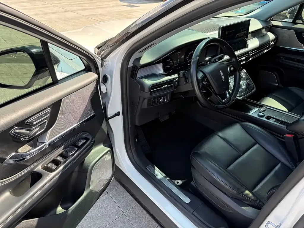 Lincoln Corsair 2021 из CN, фото 8