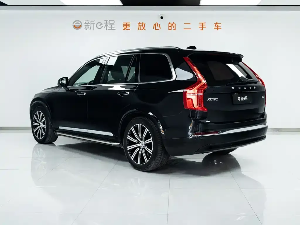 Volvo XC90 — фото 4