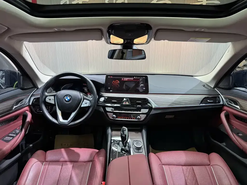 BMW 5 Series — фото 4