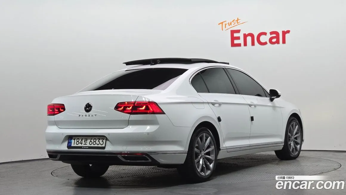Volkswagen Passat 2022 из KR, фото 4