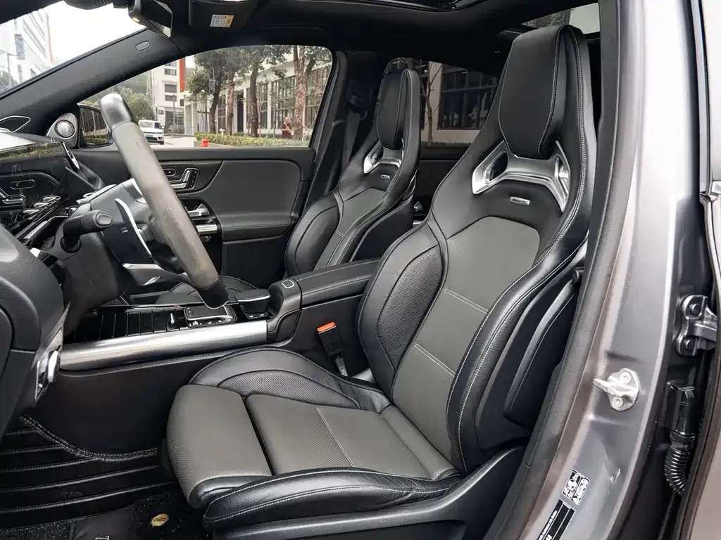 Mercedes-Benz GLA AMG 2023 из CN, фото 2