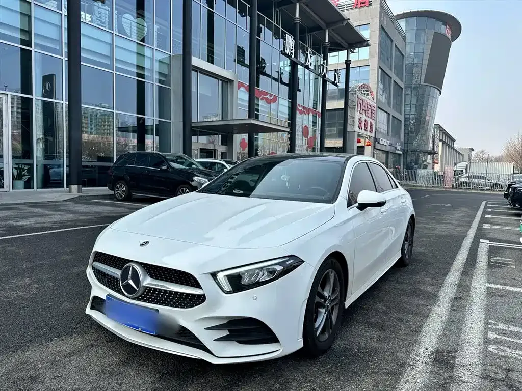 Mercedes-Benz A-Class — фото 1