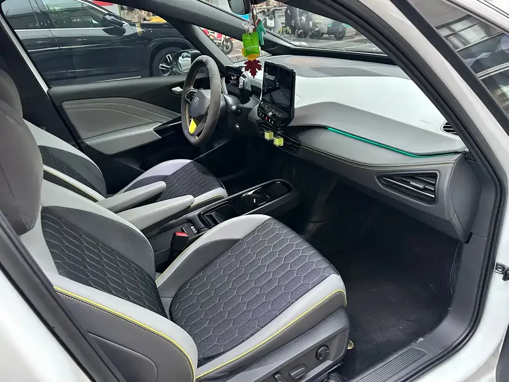 Volkswagen ID.3 2024 из CN, фото 3