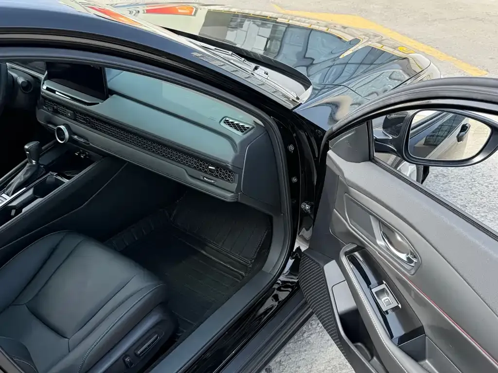 Honda Accord — фото 5