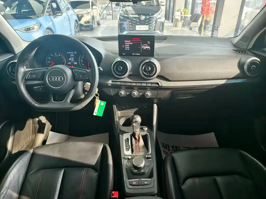 Audi Q2L 2022 из CN, фото 6