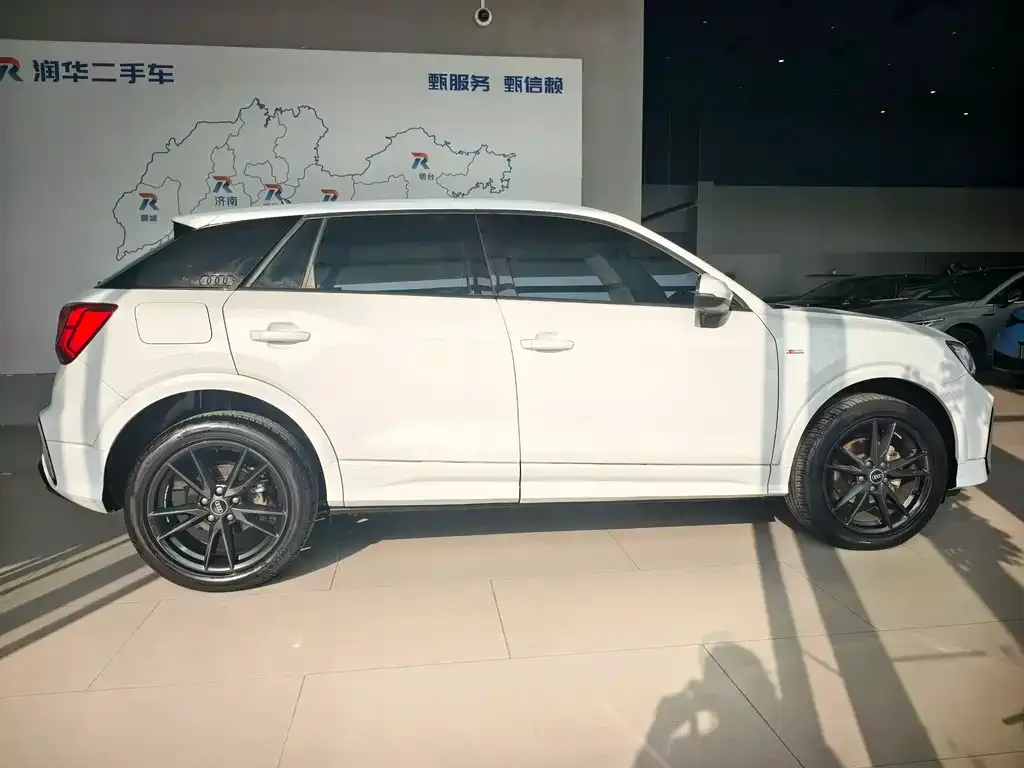 Audi Q2L 2022 из CN, фото 3