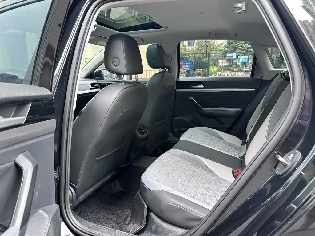 Volkswagen Lavida 2022 из CN, фото 6