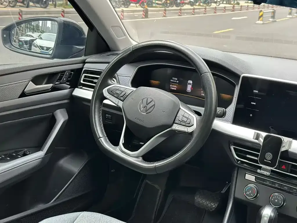 Volkswagen Lavida 2022 из CN, фото 5