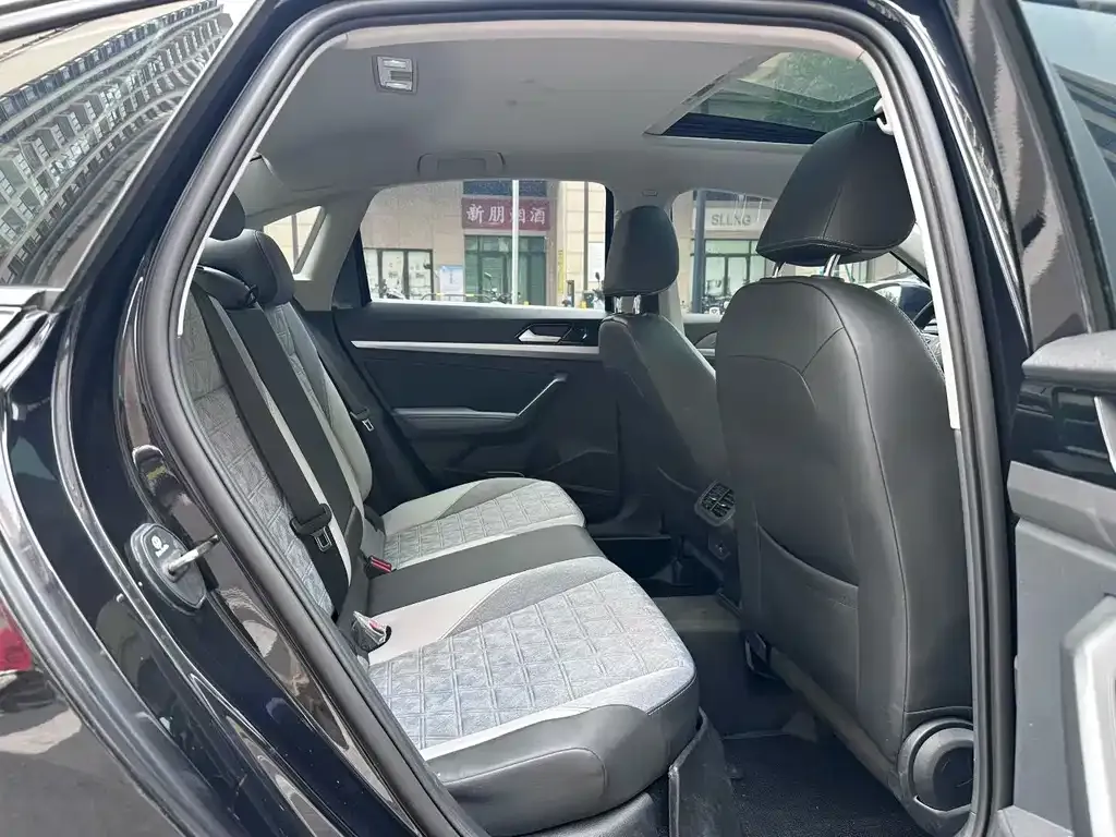 Volkswagen Lavida 2022 из CN, фото 2