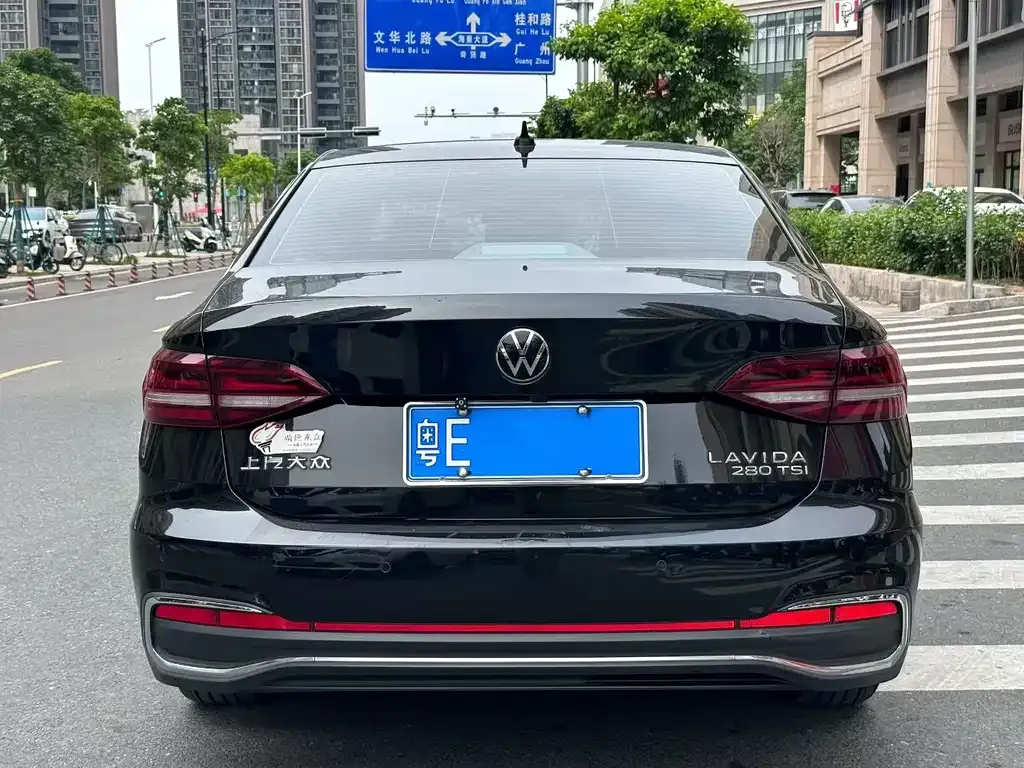 Volkswagen Lavida 2022 из CN, фото 3