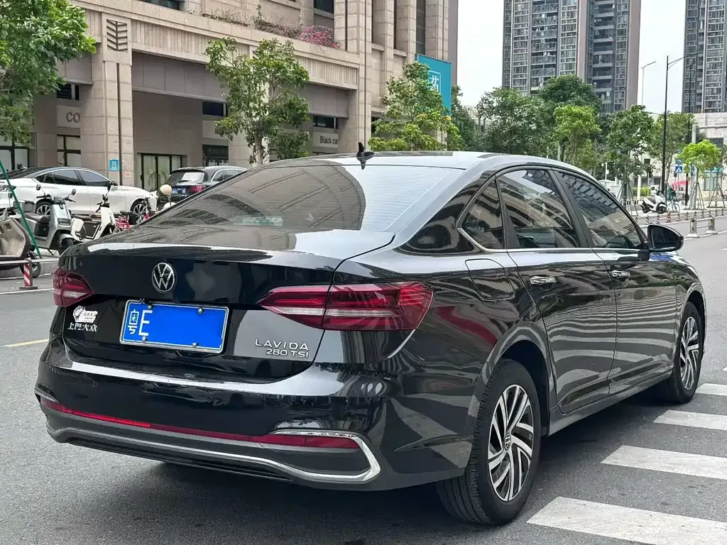 Volkswagen Lavida 2022 из CN, фото 4