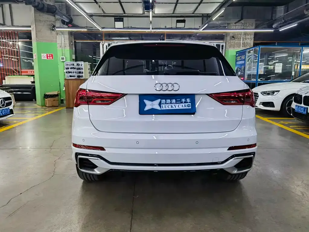 Audi Q3 — фото 5