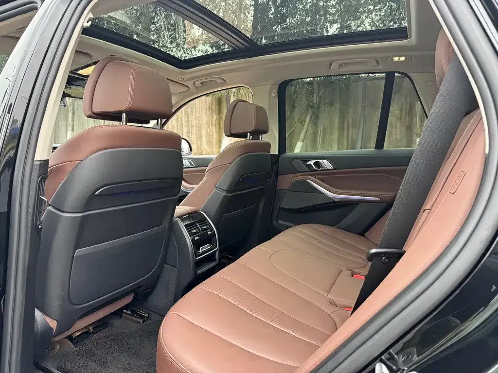 BMW X5 (Import) — фото 2