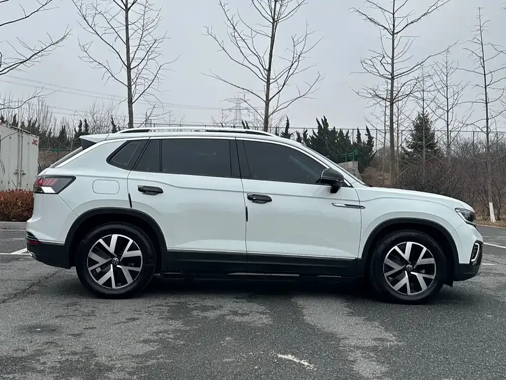 Volkswagen Tayron 2023 из CN, фото 8