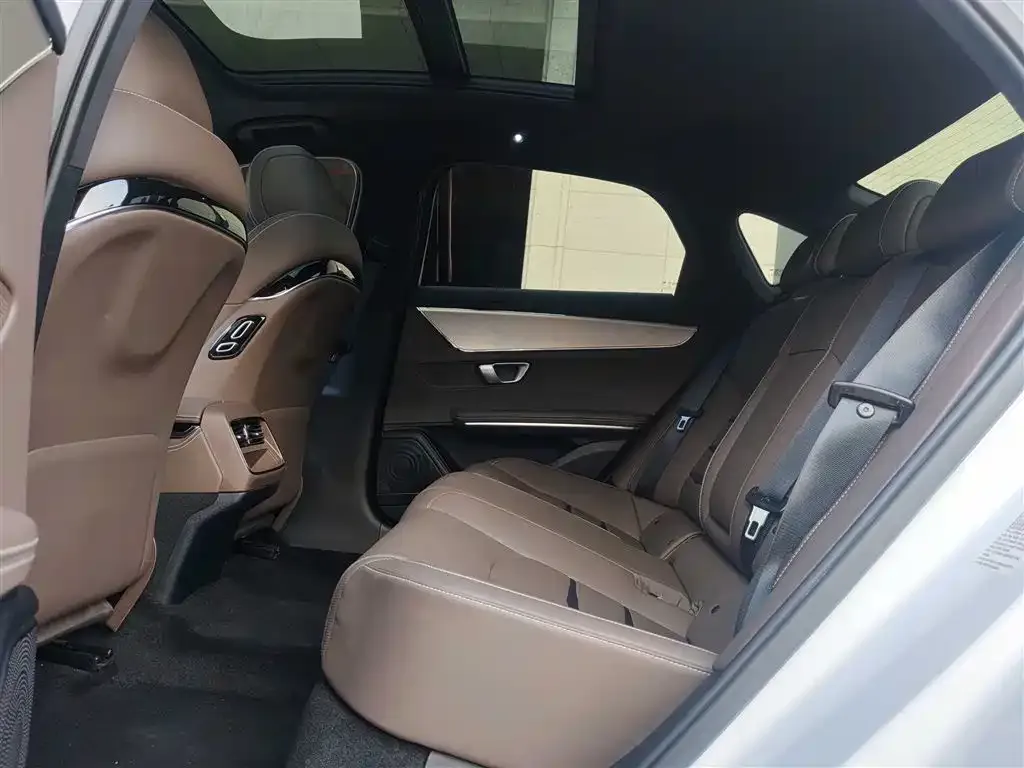 GAC Motor Trumpchi M8 — фото 3
