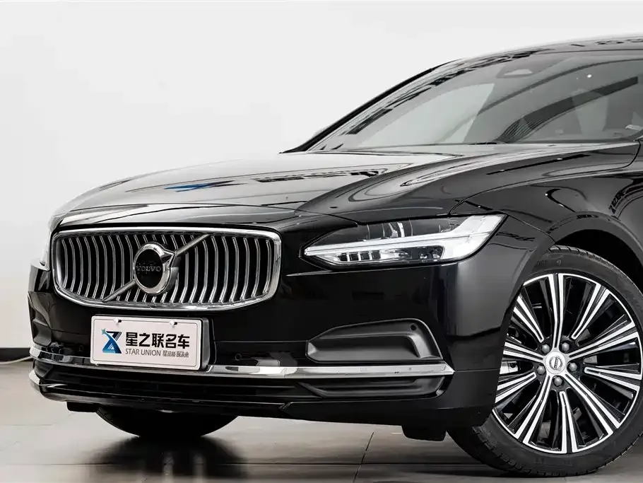 Volvo S90 — фото 4
