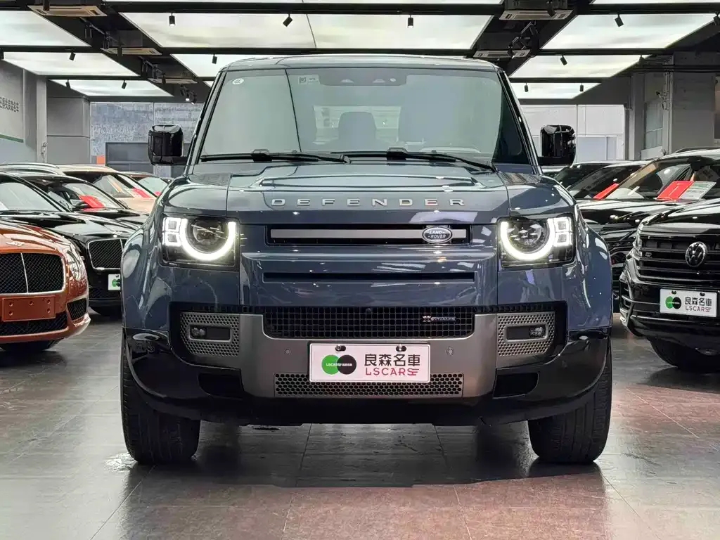 Land Rover Defender — фото 4